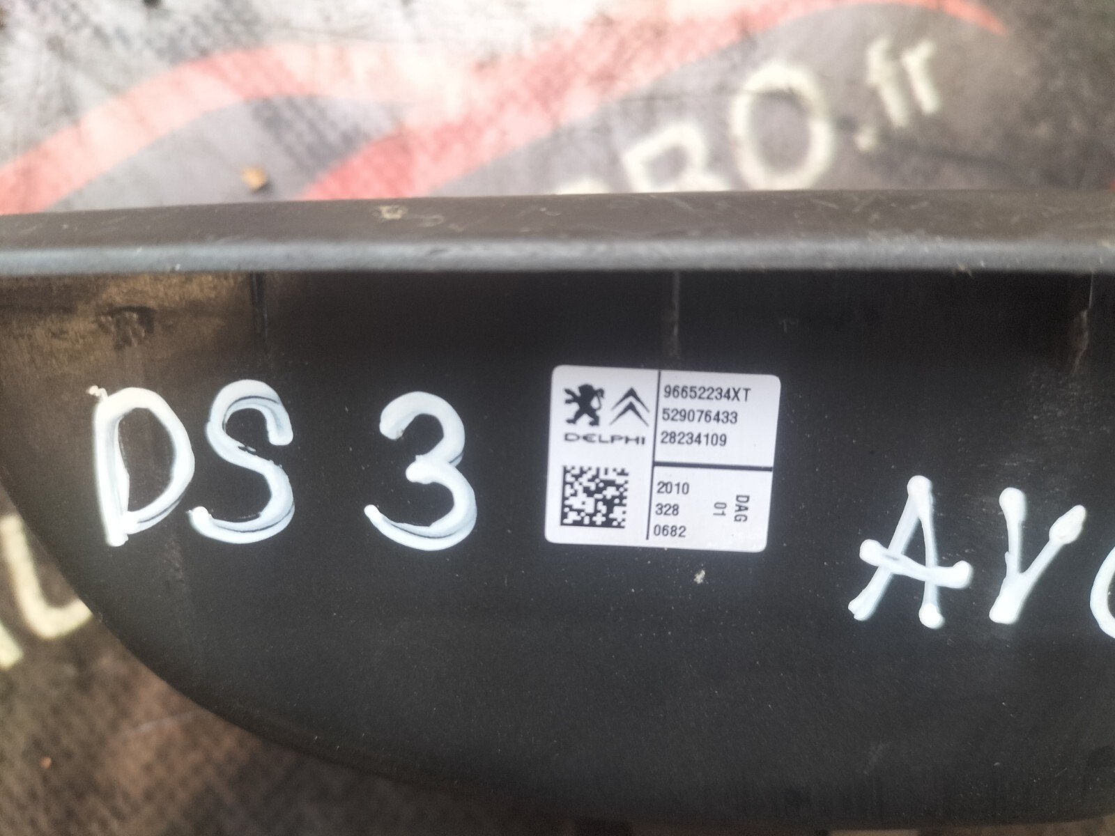 COMMANDES LEVE VITRE RETROVISEURS CITROEN DS3  1.6 THP  156 CH 96652234XT