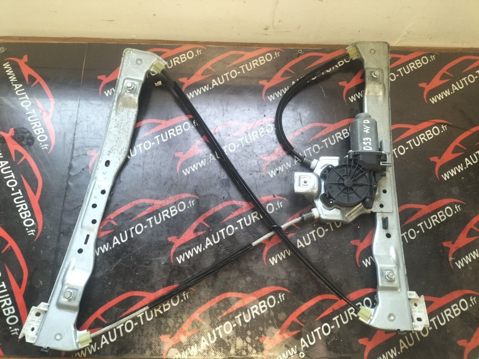 MECANISME LEVE VITRE PASSAGER CITROEN DS3  1.6 THP  156 CH 402221D