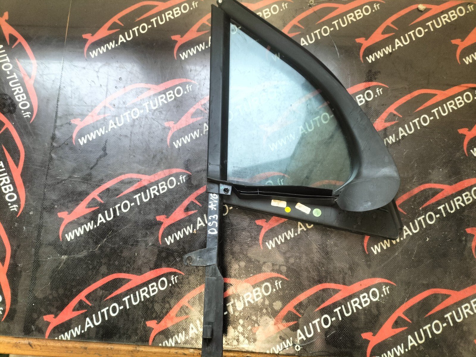 CUSTODE AVANT GAUCHE  CITROEN DS3  1.6 THP  9683654880