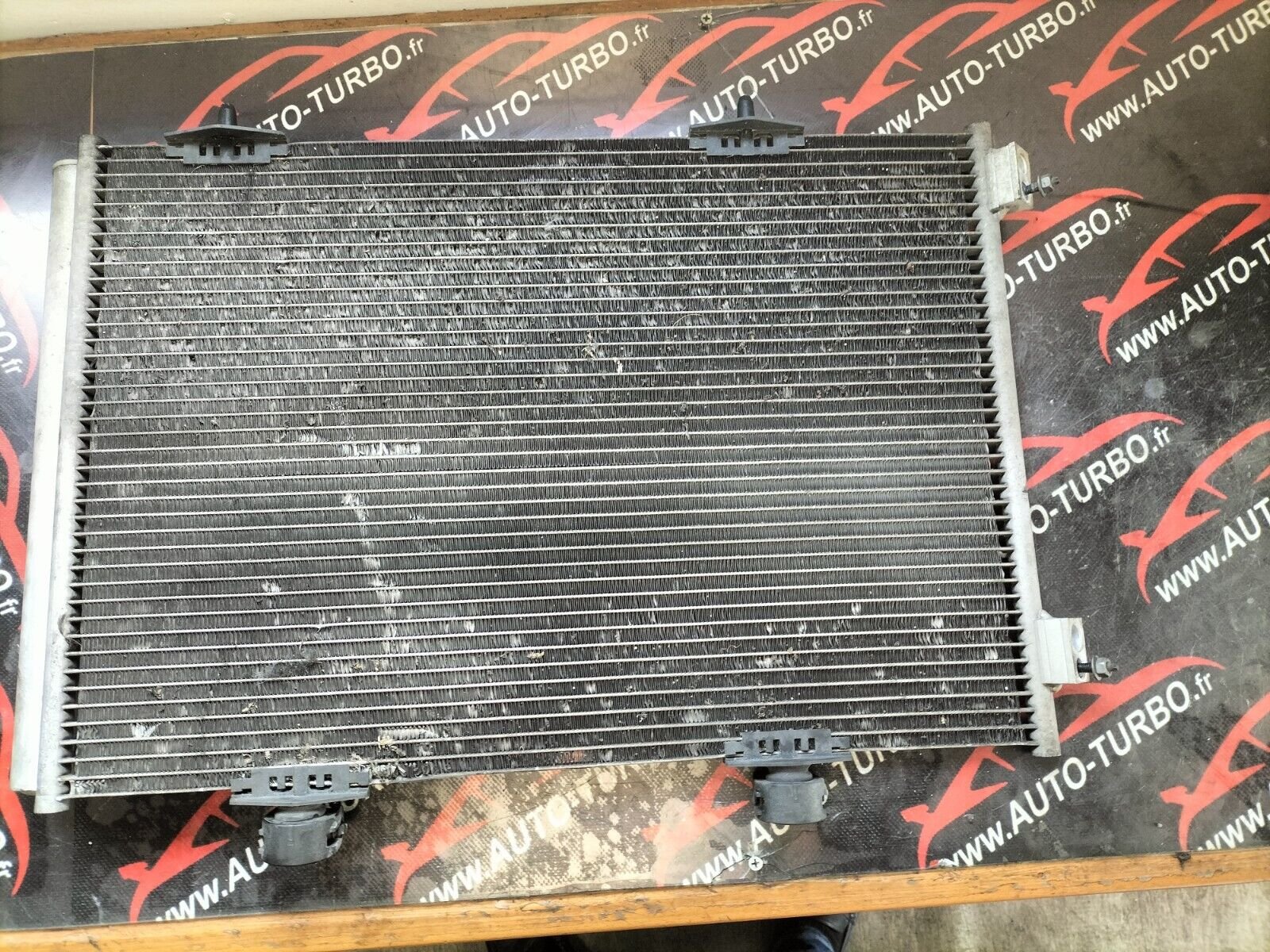 RADIATEUR/CONDENSEUR DE CLIM CITROEN DS3 1.6 THP 9683562980