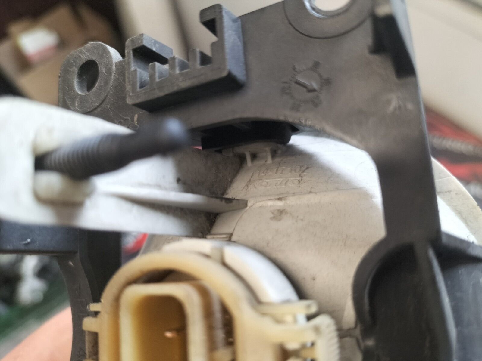 FEUX ANTIBRUILLARD GAUCHE CITROEN DS3 1.6 THP 141702